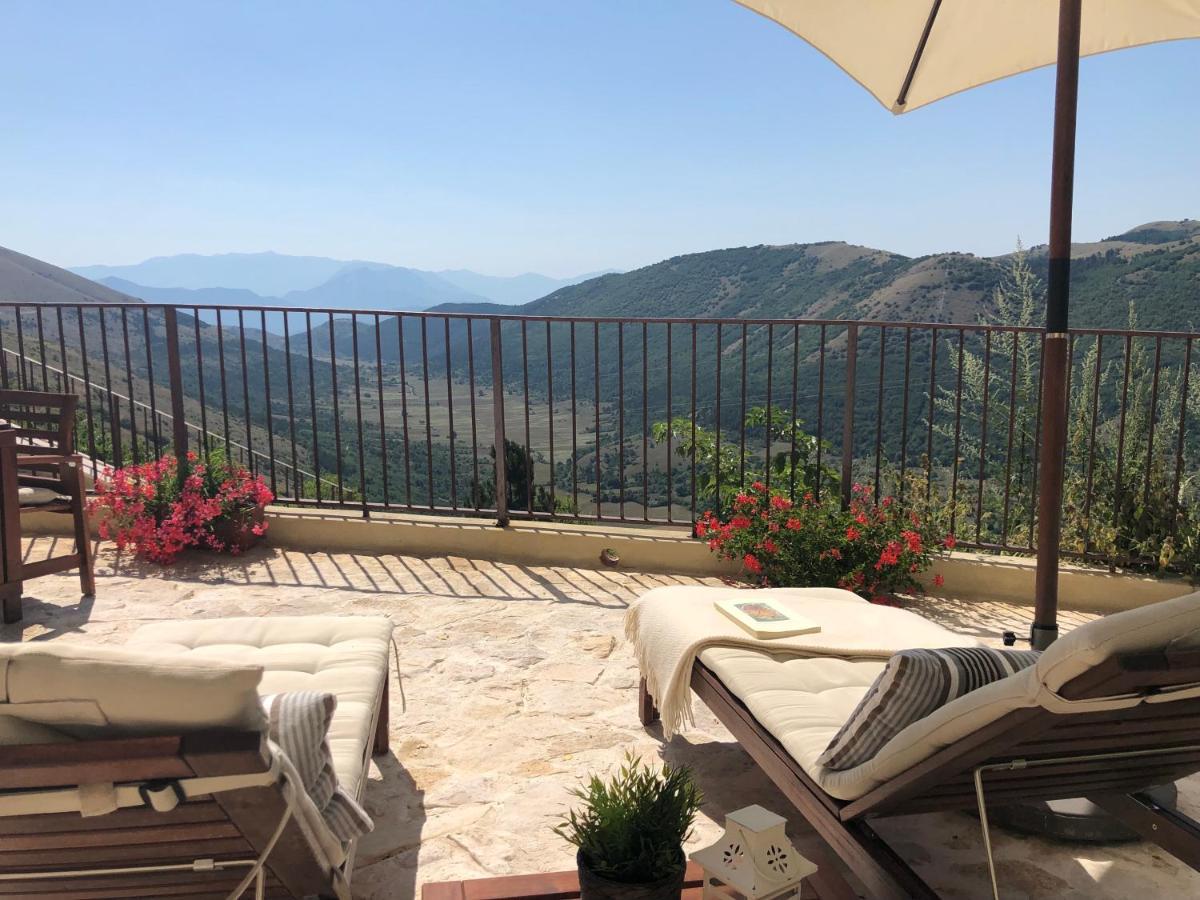 Il Terrazzo Leilighet Santo Stefano Di Sessanio Eksteriør bilde